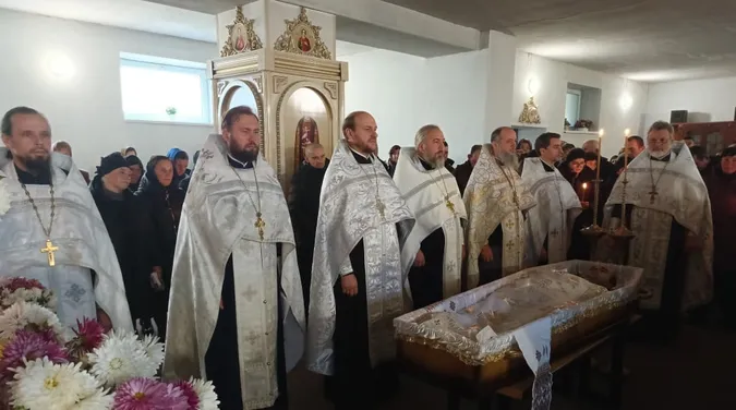 На Волині в останню дорогу провели молодого Героя Максима Кухтея (фото)