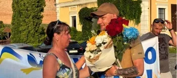 Повернувся додому через 4 роки полону: у Луцьку зустріли воїна Олександра Пришка (фото)