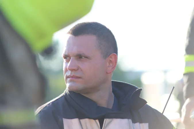 Напередодні професійного свята показали незламних волинських рятувальників (фото)