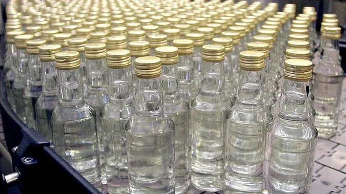 Бізнесмени заплатять понад півмільйона гривень штрафу за сумнівний алкоголь