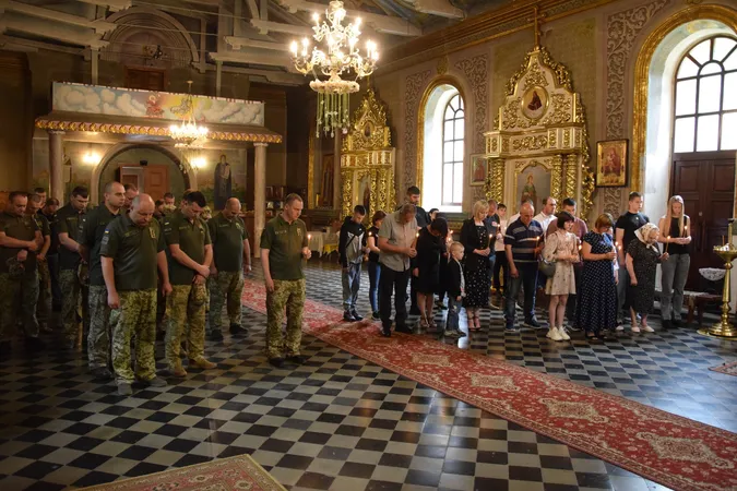 У Луцьку ордени загиблих прикордонників передали їхнім рідним (фото)