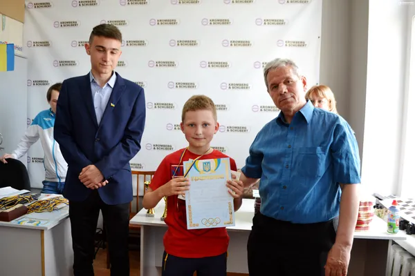 Свято розуму: за підтримки «Кромберг енд Шуберт» у Луцьку відбувся дитячий шаховий турнір (фото)