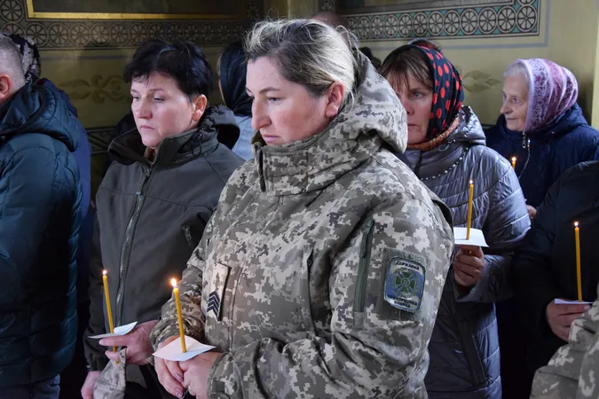 У Любешеві в останню дорогу провели прикордонника Володимира Губарика, який загинув влітку на Харківщині