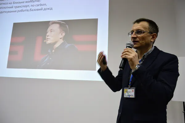 Петро Гоцалюк захоплюється діяльністю Ілона Маска