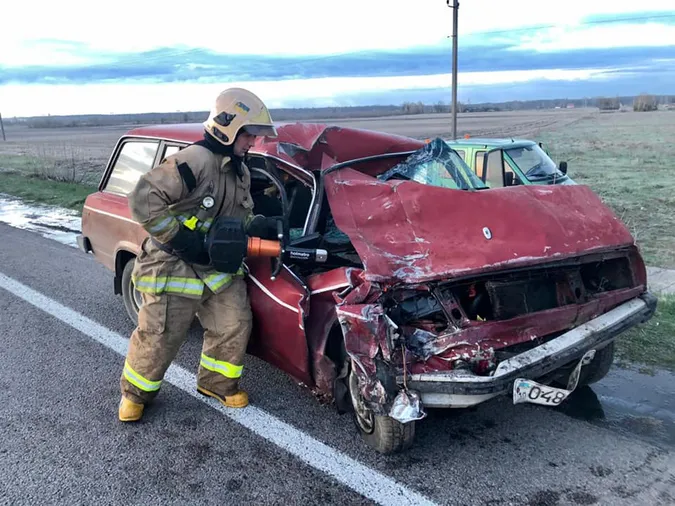 Аварія на трасі Київ-Ковель-Ягодин: автомобілі перетворилися в купу брухту (фото)