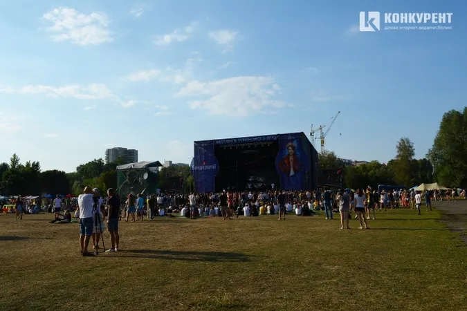 Вхід на «Бандерштат» із Центрального парку Луцька буде через спеціальний міст