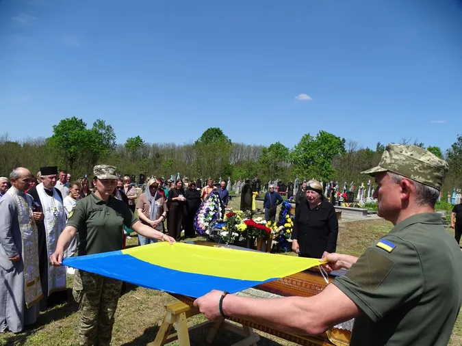 На Волині попрощалися з Героєм Дмитром Лободюком(фото)