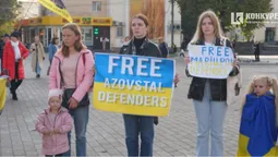 «Волю захисникам Маріуполя»: у Луцьку сім'ї полонених влаштували акцію (фото)