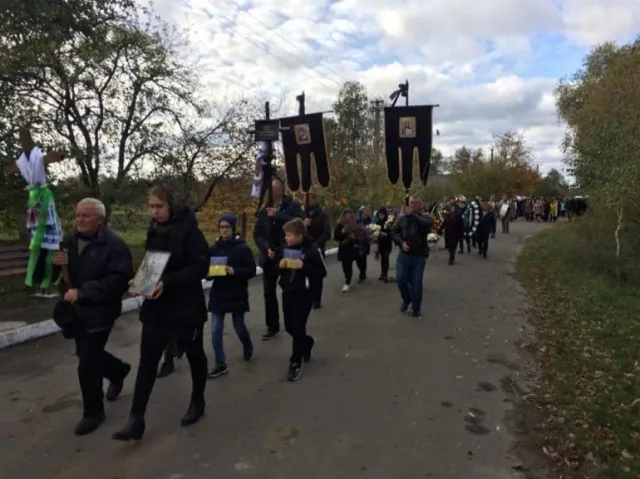 Волинь попрощалась із загиблим на Сході бійцем (фото)