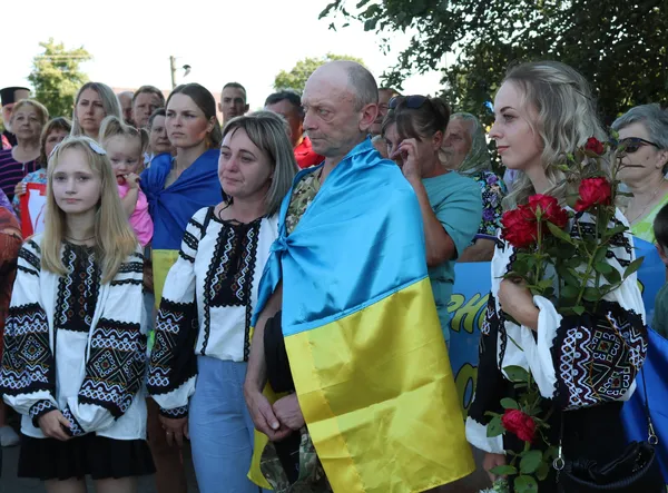 Експолонений Ігор Жуковський повернувся в рідне село: як зустріли захисника (фото)