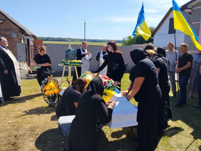 На Волині попрощалися з воїном Миколою Кузнєчихіним