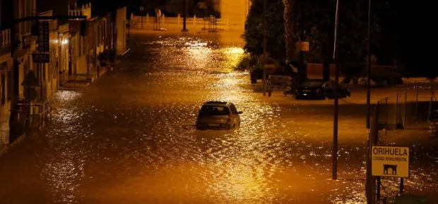 Іспанію накрили найсильніші опади за пів століття: є жертви (фото, відео)