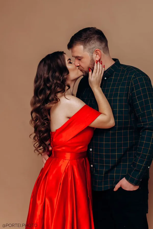 На новорічні фотосесії приходять родинами: луцька фотографка розповіла про особливості зйомок