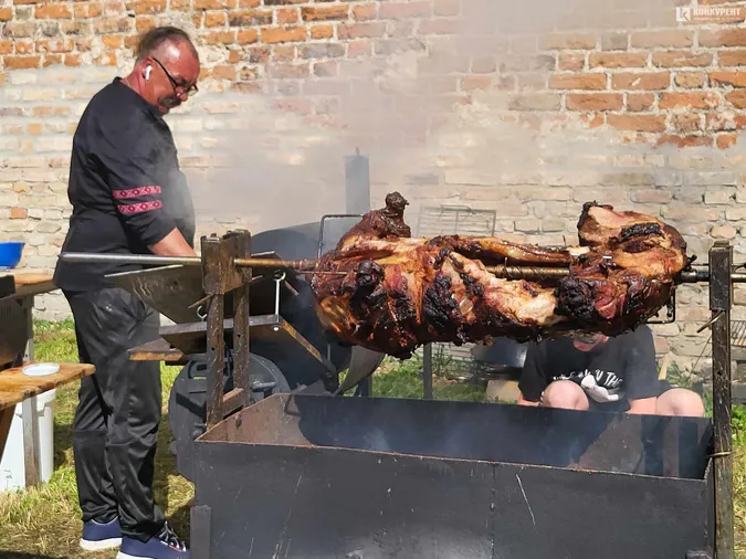 «ЛюбART Fest» у Луцькому замку: що там відбувається (фоторепортаж)