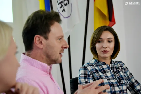 Україна мені дуже близька, – керівник Kromberg & Schubert зустрівся із свідомими лучанами (репортаж)