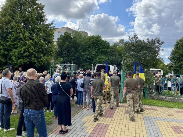 В Нововолинську провели в останню путь  Івана Сахніка (фото)