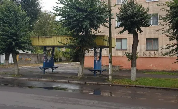 У Ковелі взялися за ремонт зупинок