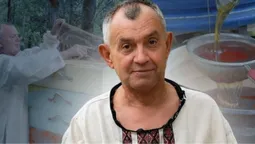 «Від пасіки не відречусь ніколи»: як капелан зі Світязя готує мед для військових (фото)
