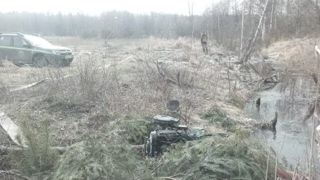 На Волині знайшли місце, де незаконно копали бурштин (фото)
