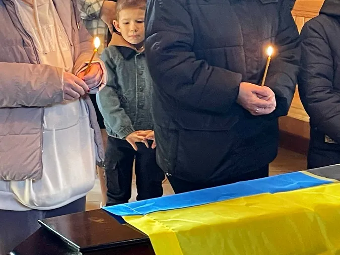 На Волині попрощалися із загиблим захисником Анатолієм Єрмаковим (фото)