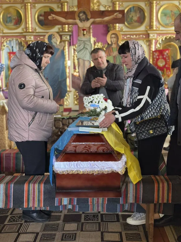 Майже два роки невідомості: на Волині попрощалися з воїном Андрієм Оніщуком (фото)