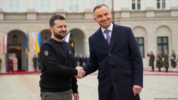 Polish President presents Zelensky with Poland's highest honor