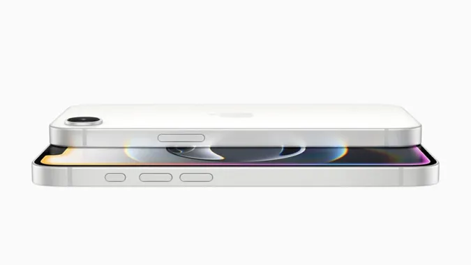 Одна камера і свій модем: Apple представила «бюджетний» iPhone 16e