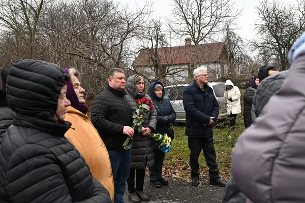 У селі біля Луцька попрощались із полеглим захисником Олександром Гавришем (фото)