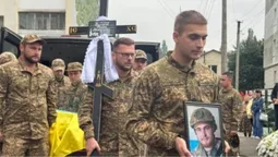 Навіки 22: на Волині в останню дорогу провели Героя Романа Григор'єва (фото)