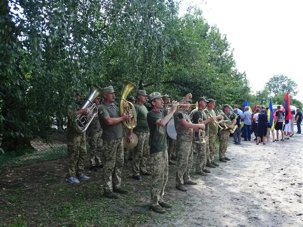Після року пошуків додому на Волинь назавжди повернувся воїн Володимир Мороз (фото)