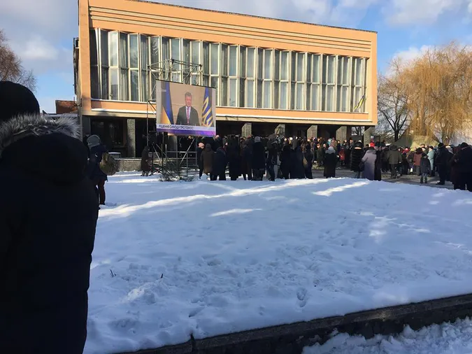 У Ківерцях чекають на Порошенка (фото, оновлюється)