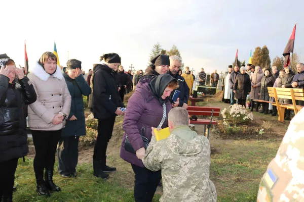 Понад рік вважався зниклим: на Волині попрощалися із солдатом Василем Цвілюком (фото)