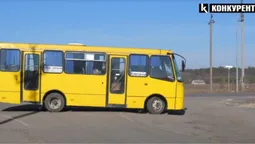 Мусять платити 35 грн: під Луцьком нарікають на маршрутку (відео)