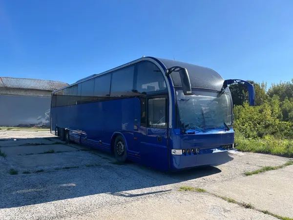 Волинські митники передали «Азову» автобус-примару