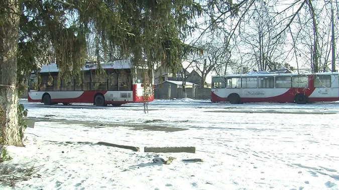 Тролейбуси не їздять: як працює Луцьке підприємство електротранспорту без світла