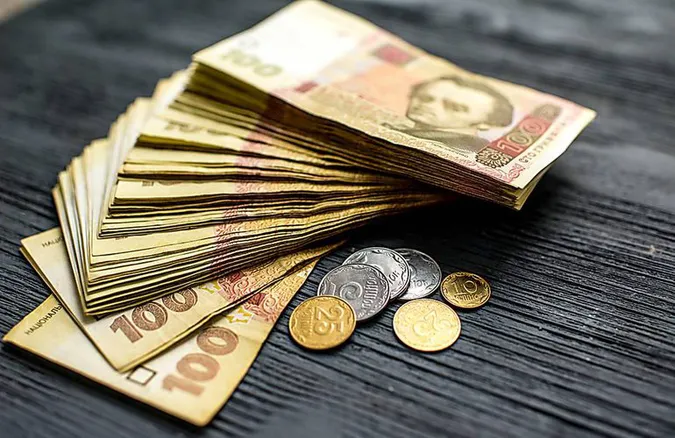 Уряд дозволив пільговикам переходити на готівкову форму виплат у будь-який час