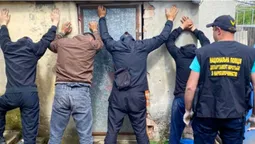 Операція «Мак»: правоохоронці вилучили десятки кілограмів наркотиків (фото, відео)