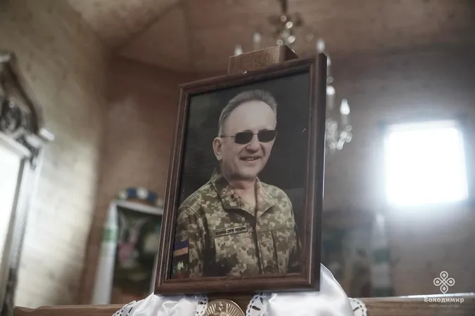 У Володимирі провели в останню земну дорогу полеглого земляка Юрія Пелеха (фото)