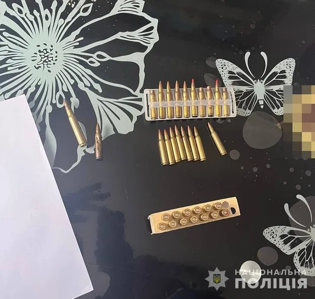 Продавав «зброю таємної дії»: поліція затримала 38-річного волинянина (фото)