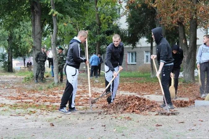 З Луцька під час толоки вивезли 126 машин зі сміттям 