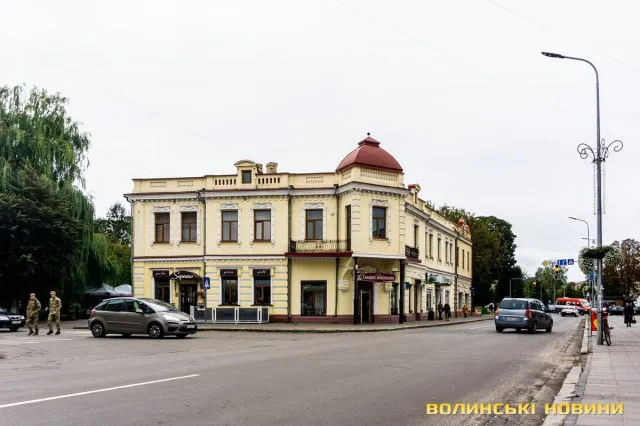 Місто контрастів: світлини осіннього Ковеля (фото)