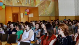 Луцькі медики отримали подарунки від Покровського з нагоди професійного свята (фото)