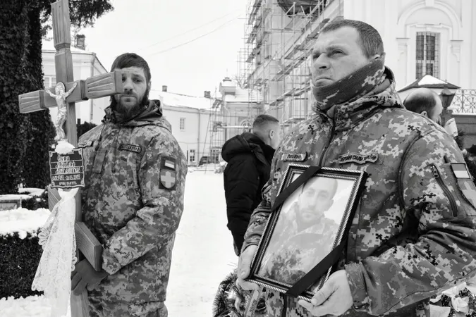У Луцьку попрощалися із загиблим на Донеччині Мирославом Гузаром (фото)