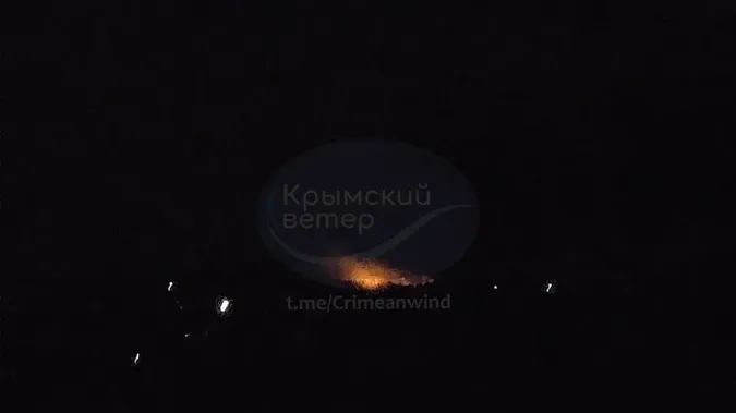 У Криму дрони атакували аеродром у Джанкої та паромний термінал