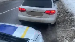 На центральній площі Володимира дрифтувала "ауді" (відео)