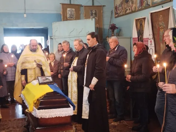 На Волині провели в останню земну дорогу Героя Юрія Віценюка (фото)