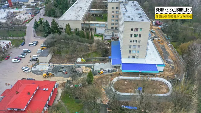 Реконструкція приймального відділення луцької лікарні: що вже змінилося (фото)