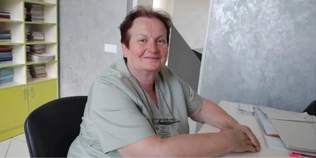 «Немає такої хати у Баєві, де я б не побувала»: як медсестра з Волині понад 40 років стоїть на варті здоров'я людей (фото)