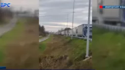 Страйк польських перевізників: у далекобійників нема води, в одного стався напад епілепсії (відео)
