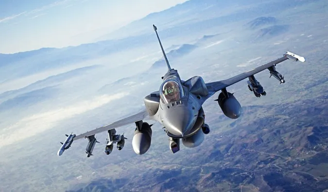 США надсилають Україні списані та непрацездатні F-16, – ЗМІ